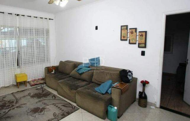 Casa, 3 quartos, 200 m² - Foto 1