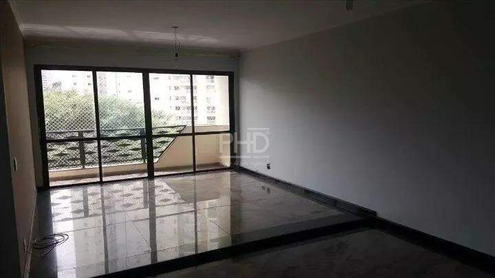 Apartamento, 3 quartos, 240 m² - Foto 1