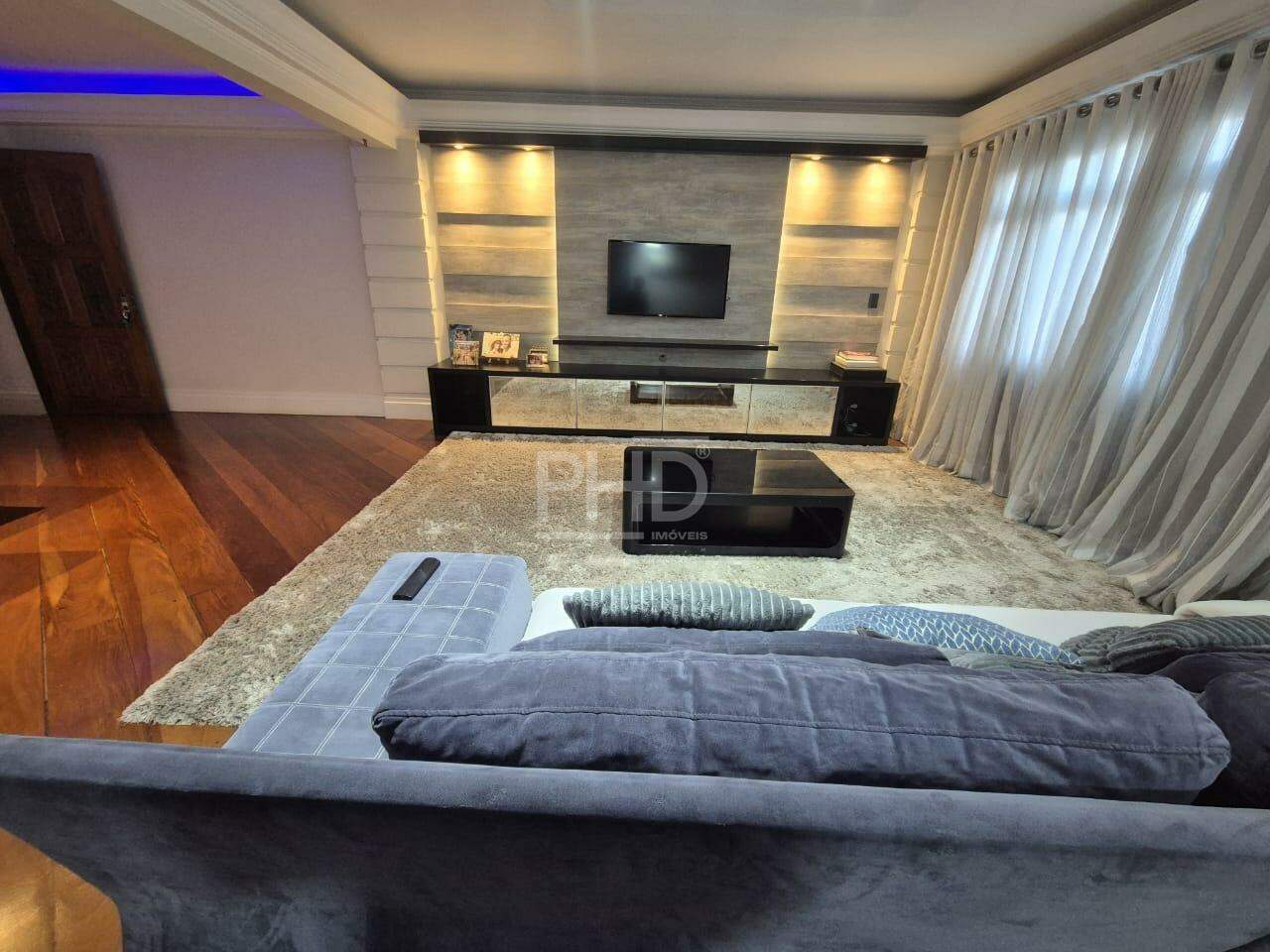 Apartamento, 3 quartos, 147 m² - Foto 2