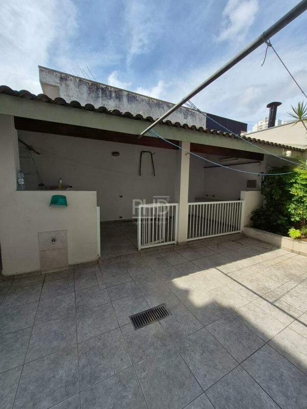 Casa, 3 quartos, 270 m² - Foto 33