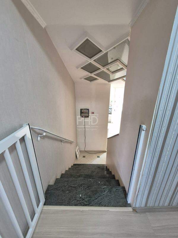 Casa, 3 quartos, 270 m² - Foto 11