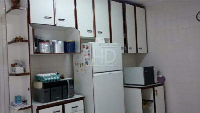 Sobrado para alugar com 3 quartos, 276m² - Foto 4