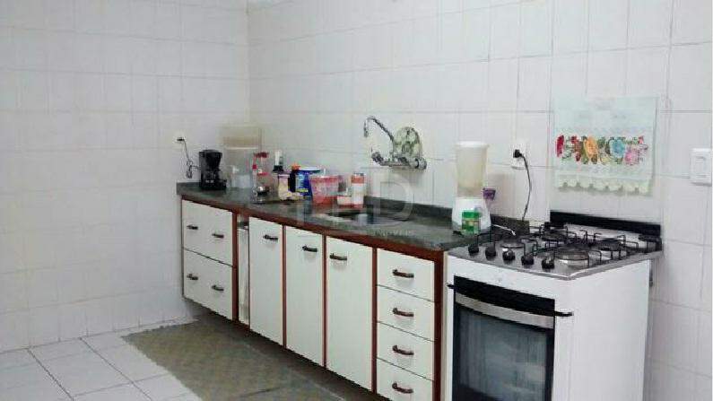 Sobrado para alugar com 3 quartos, 276m² - Foto 5