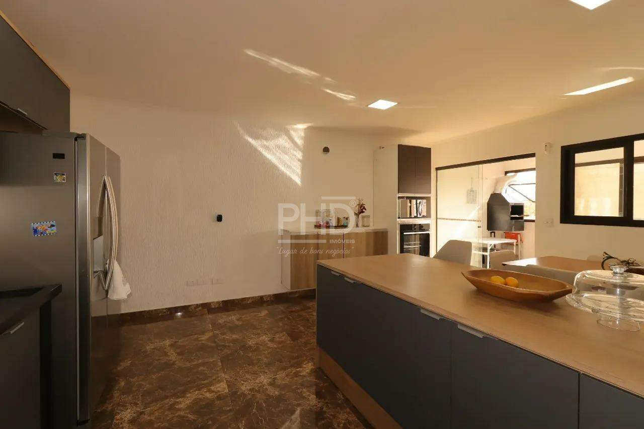 Sobrado, 3 quartos, 245 m² - Foto 8