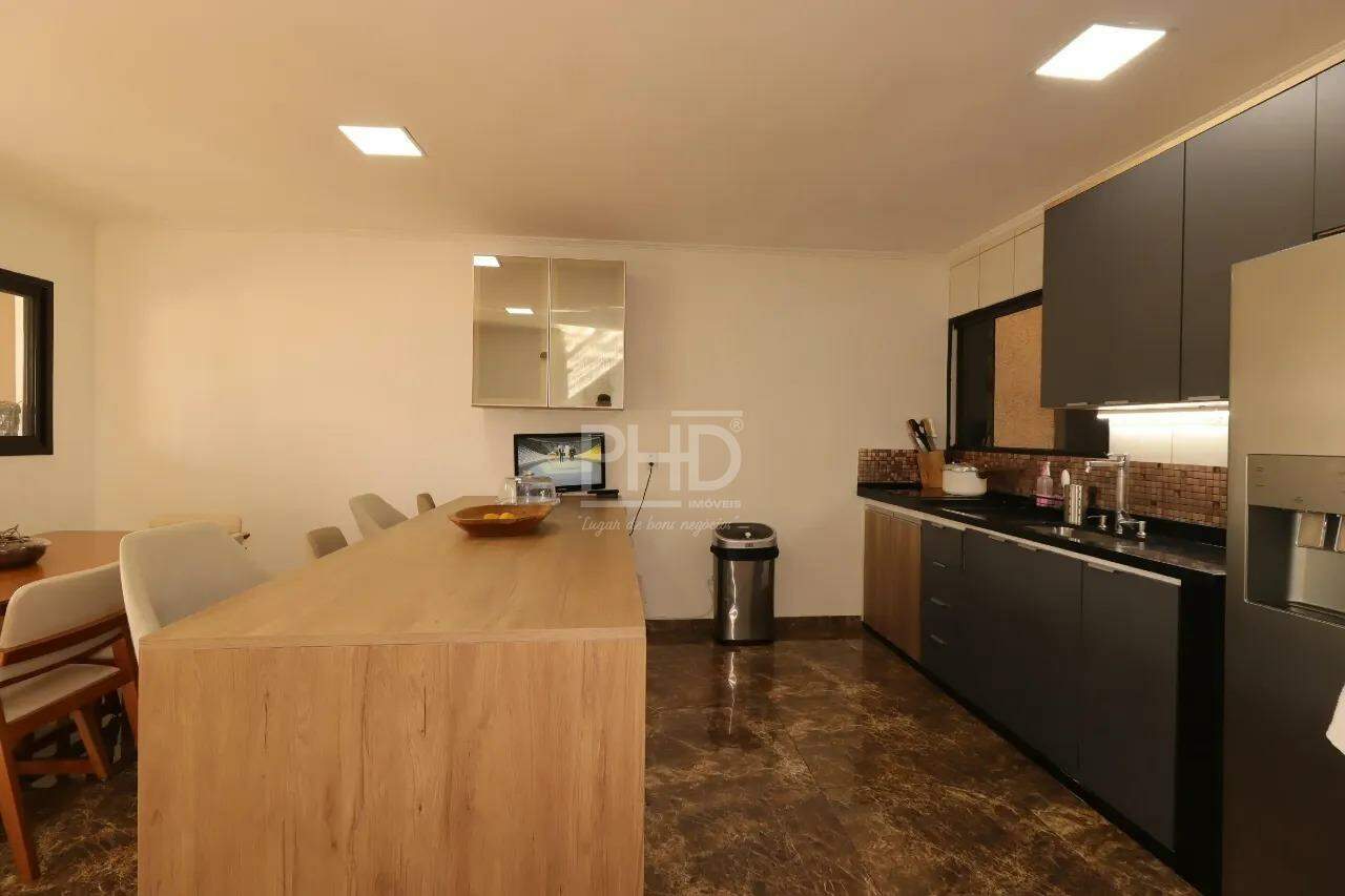 Sobrado, 3 quartos, 245 m² - Foto 10