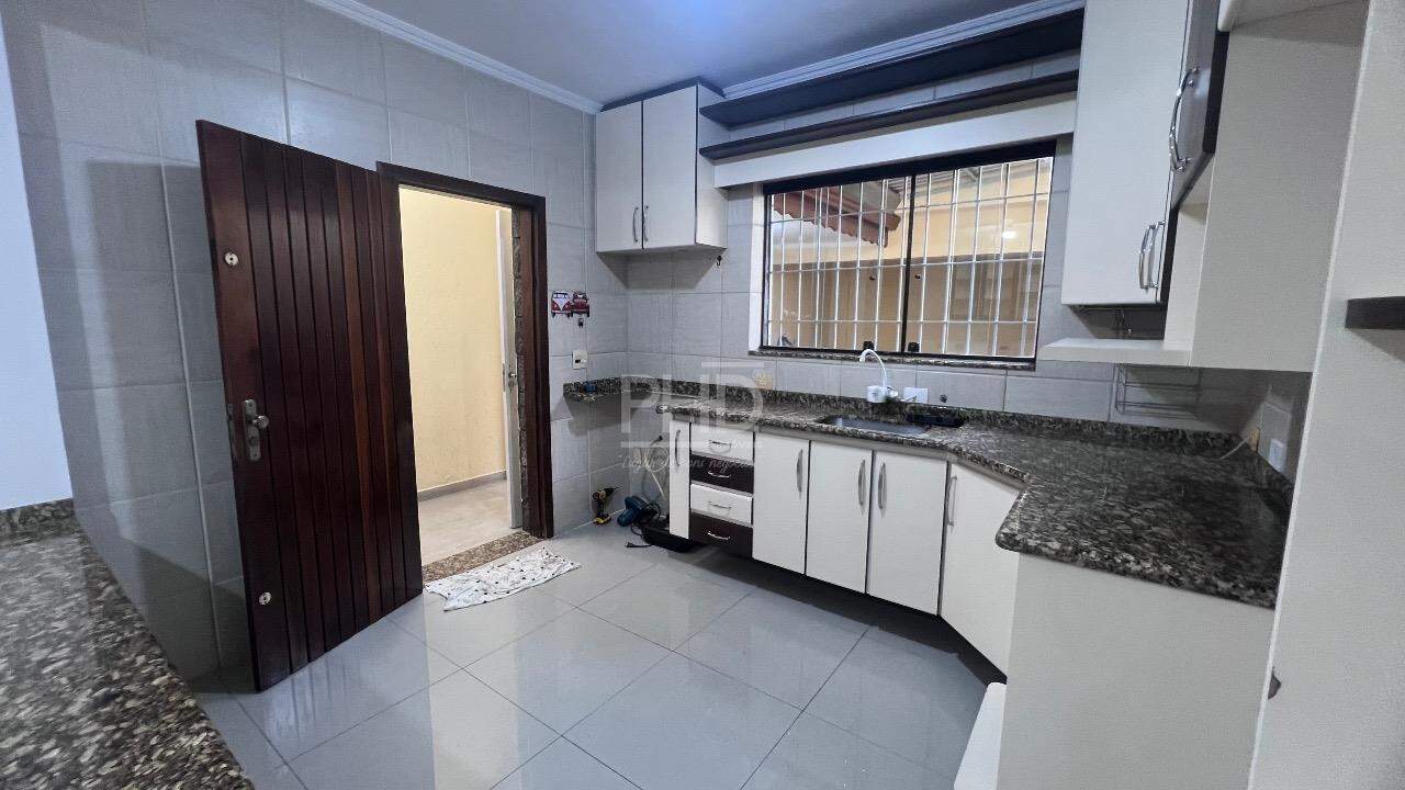 Sobrado, 3 quartos, 227 m² - Foto 6