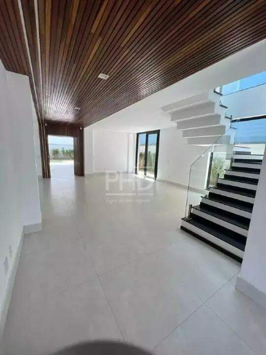 Sobrado, 4 quartos, 400 m² - Foto 1