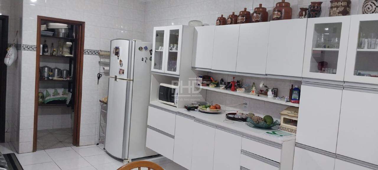 Casa, 3 quartos, 428 m² - Foto 4