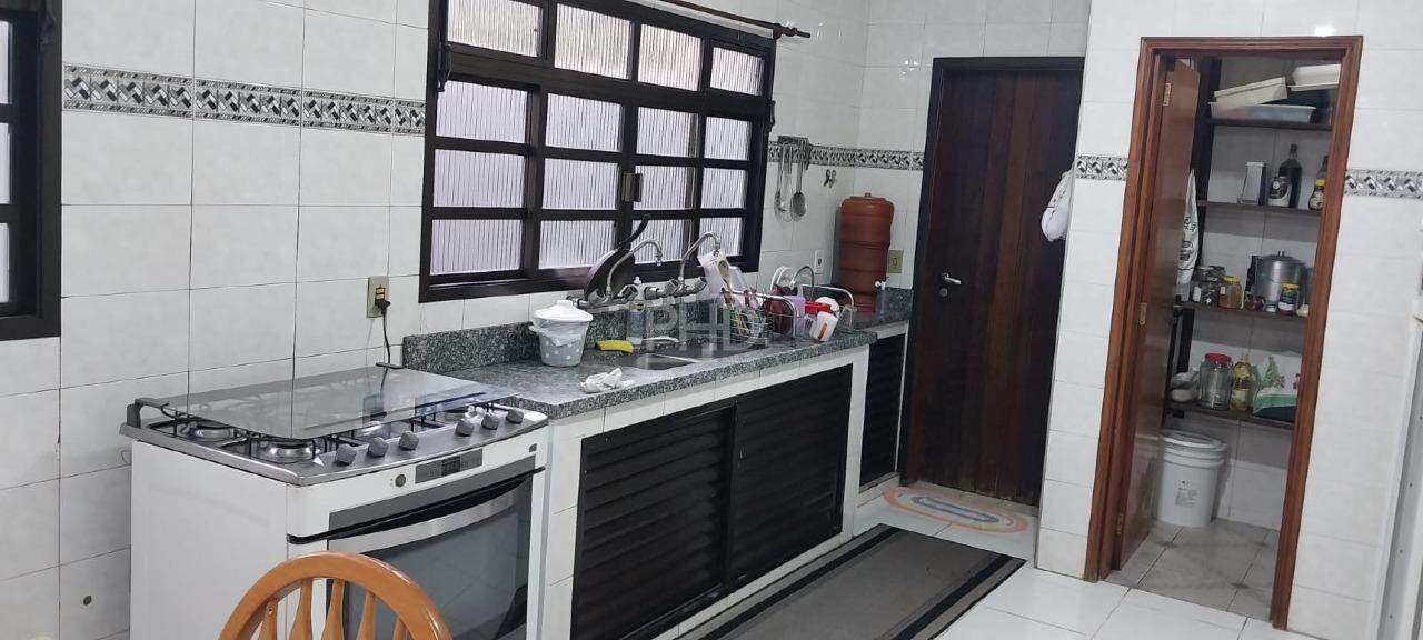 Casa, 3 quartos, 428 m² - Foto 8