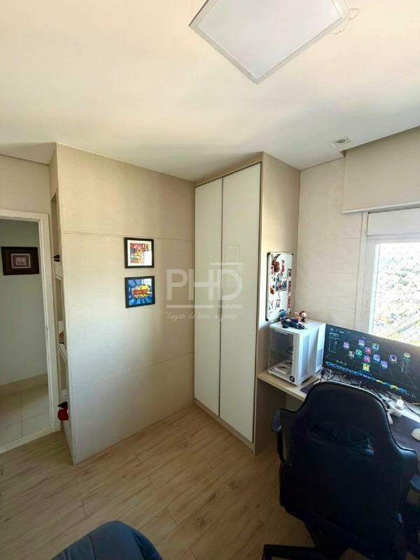 Apartamento, 3 quartos, 242 m² - Foto 18