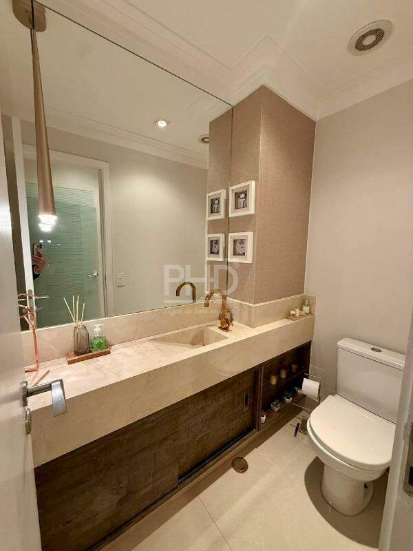Apartamento, 3 quartos, 242 m² - Foto 31