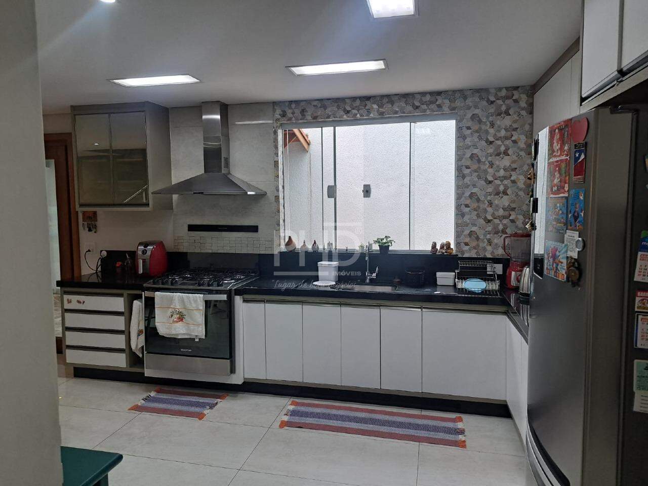 Sobrado, 4 quartos, 274 m² - Foto 8