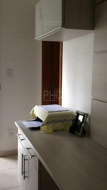 Apartamento à venda com 3 quartos, 133m² - Foto 17