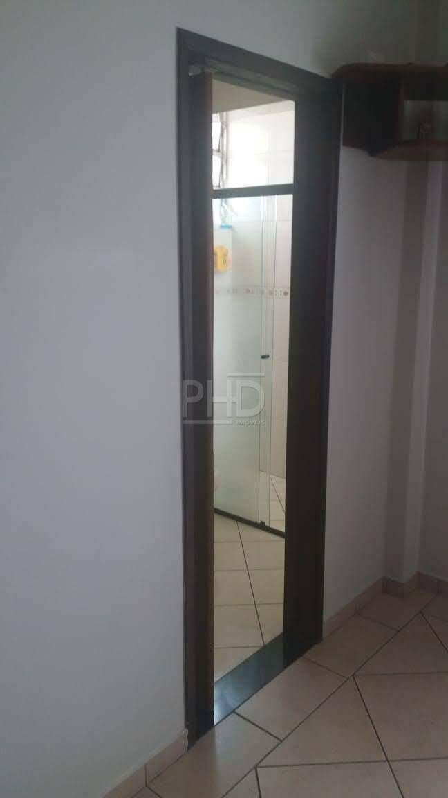 Apartamento à venda com 3 quartos, 140m² - Foto 16