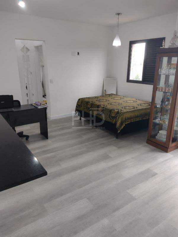 Apartamento à venda com 3 quartos, 74m² - Foto 1