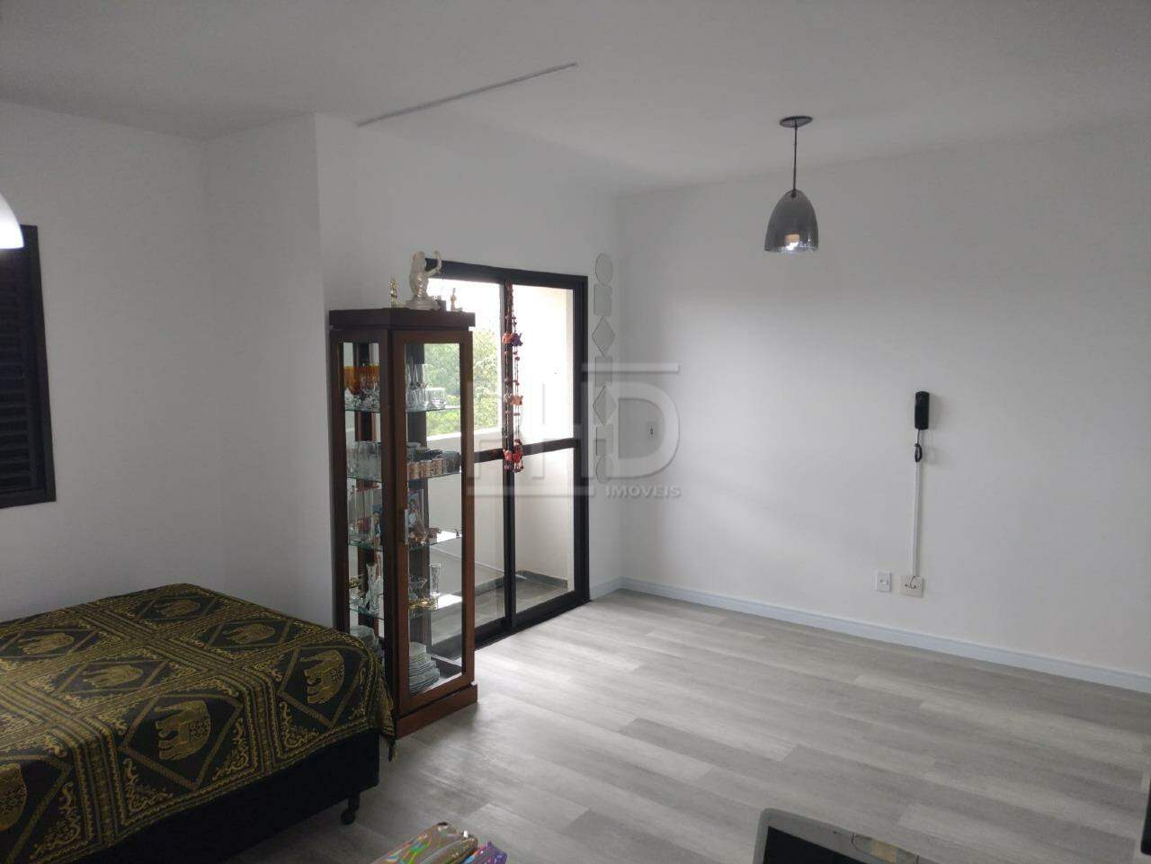 Apartamento à venda com 3 quartos, 74m² - Foto 3