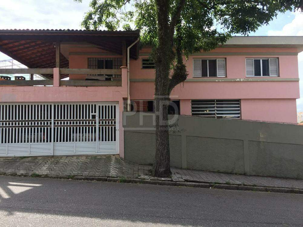 Sobrado à venda com 3 quartos, 230m² - Foto 2