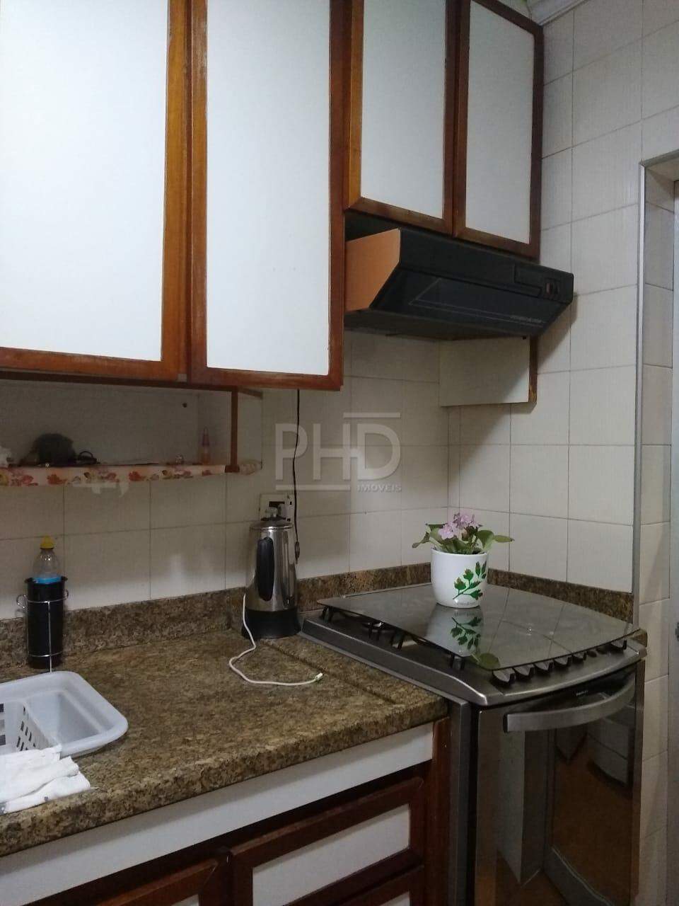 Apartamento à venda com 3 quartos, 86m² - Foto 4