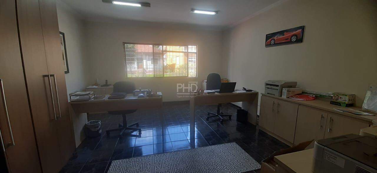 Prédio Inteiro à venda, 227m² - Foto 1