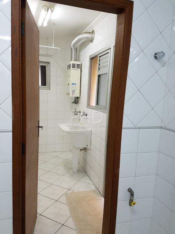 Apartamento à venda com 3 quartos, 111m² - Foto 9