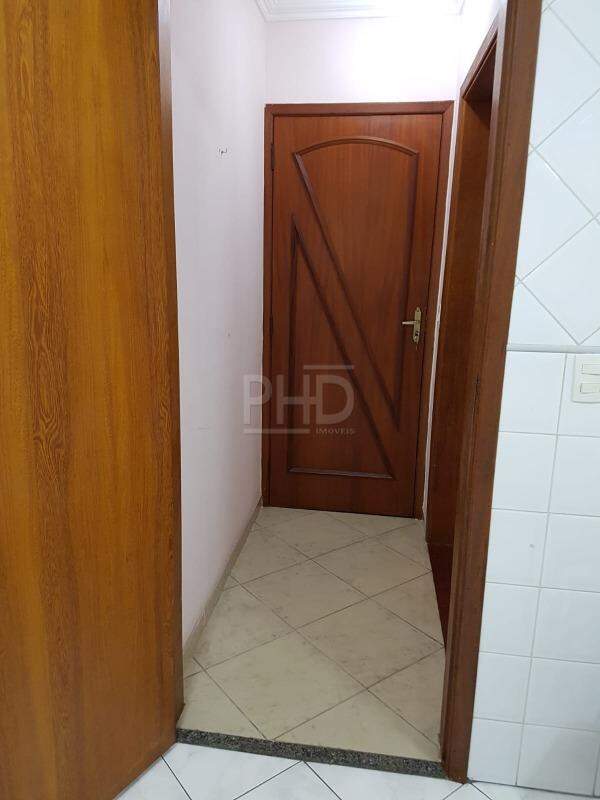 Apartamento à venda com 3 quartos, 111m² - Foto 18