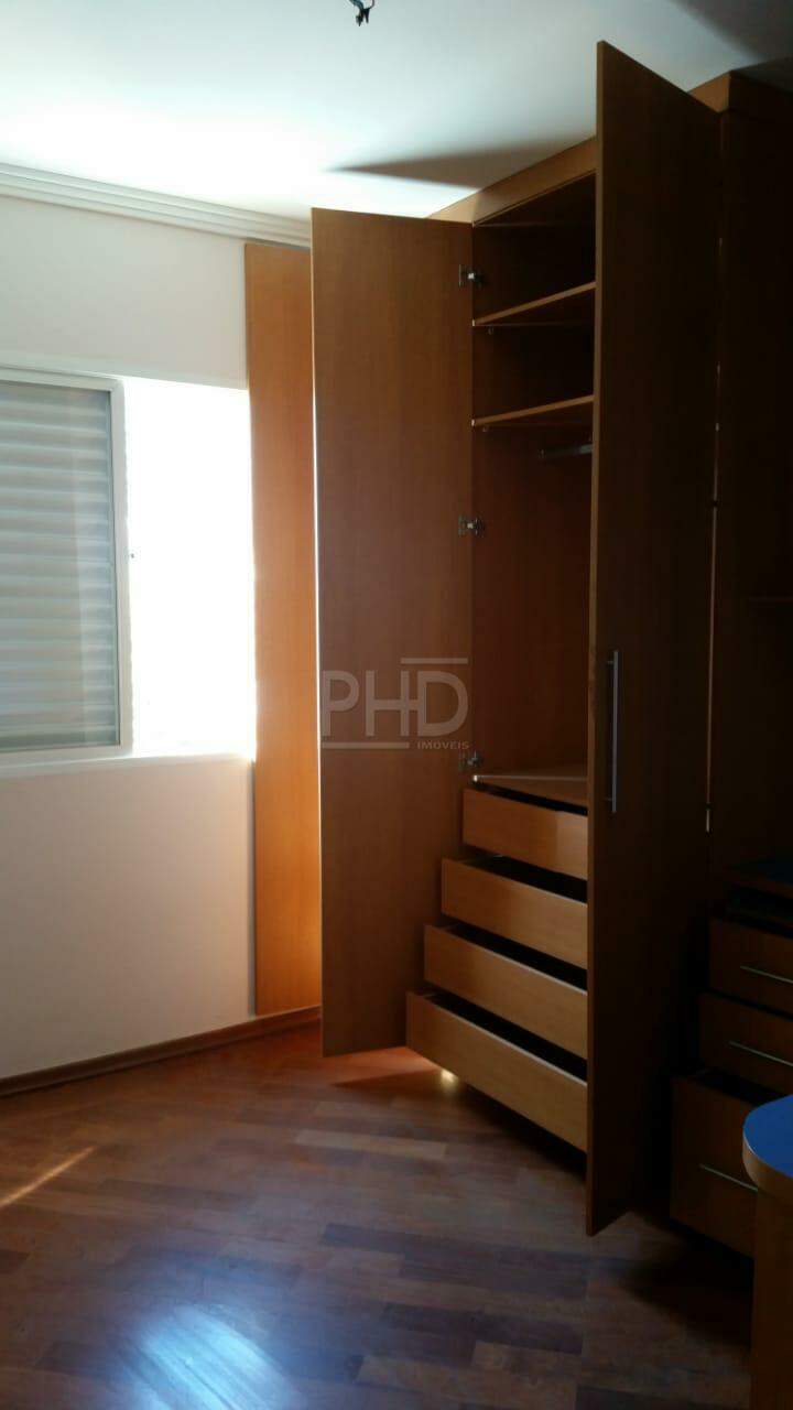 Apartamento à venda com 3 quartos, 111m² - Foto 13