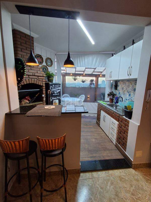 Cobertura à venda com 3 quartos, 200m² - Foto 6