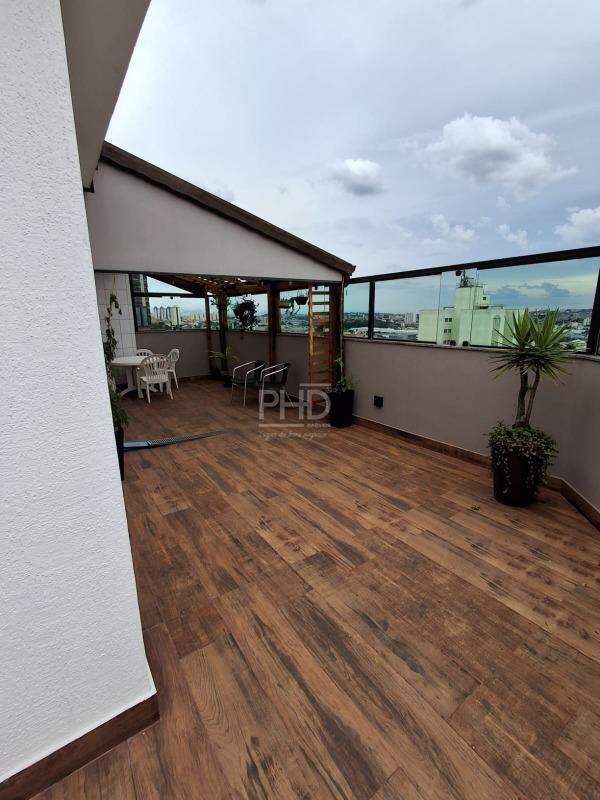 Cobertura à venda com 3 quartos, 200m² - Foto 35