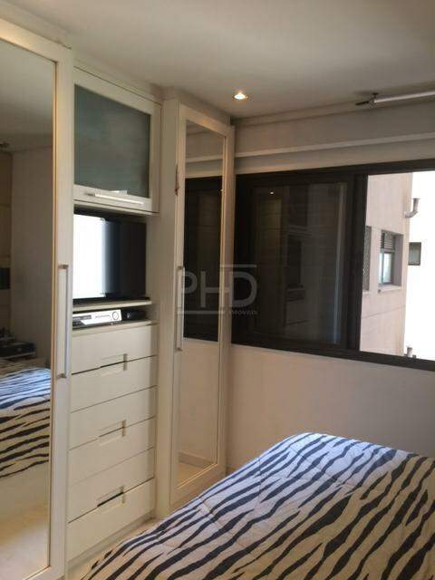 Apartamento à venda com 3 quartos, 130m² - Foto 8