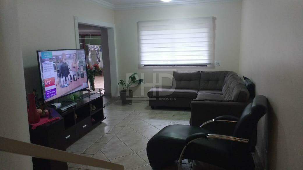 Sobrado à venda com 4 quartos, 260m² - Foto 2