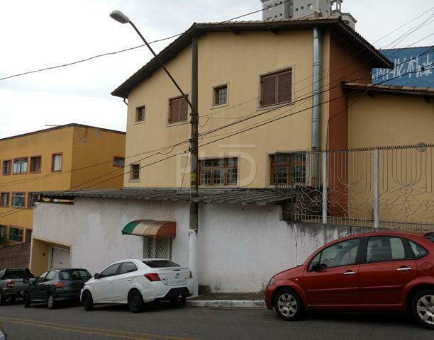 Sobrado à venda com 3 quartos, 400m² - Foto 2