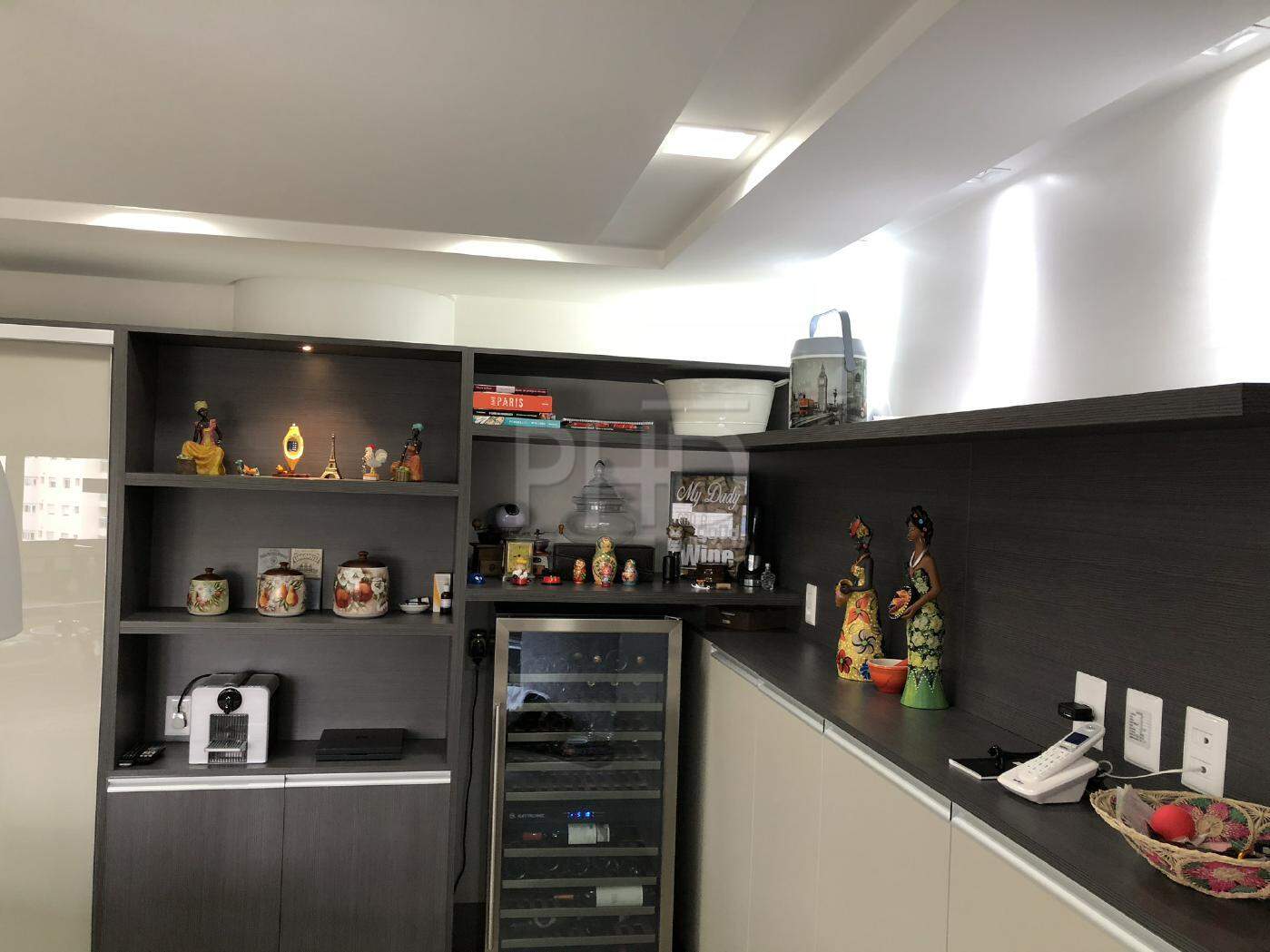 Apartamento à venda com 4 quartos, 362m² - Foto 12