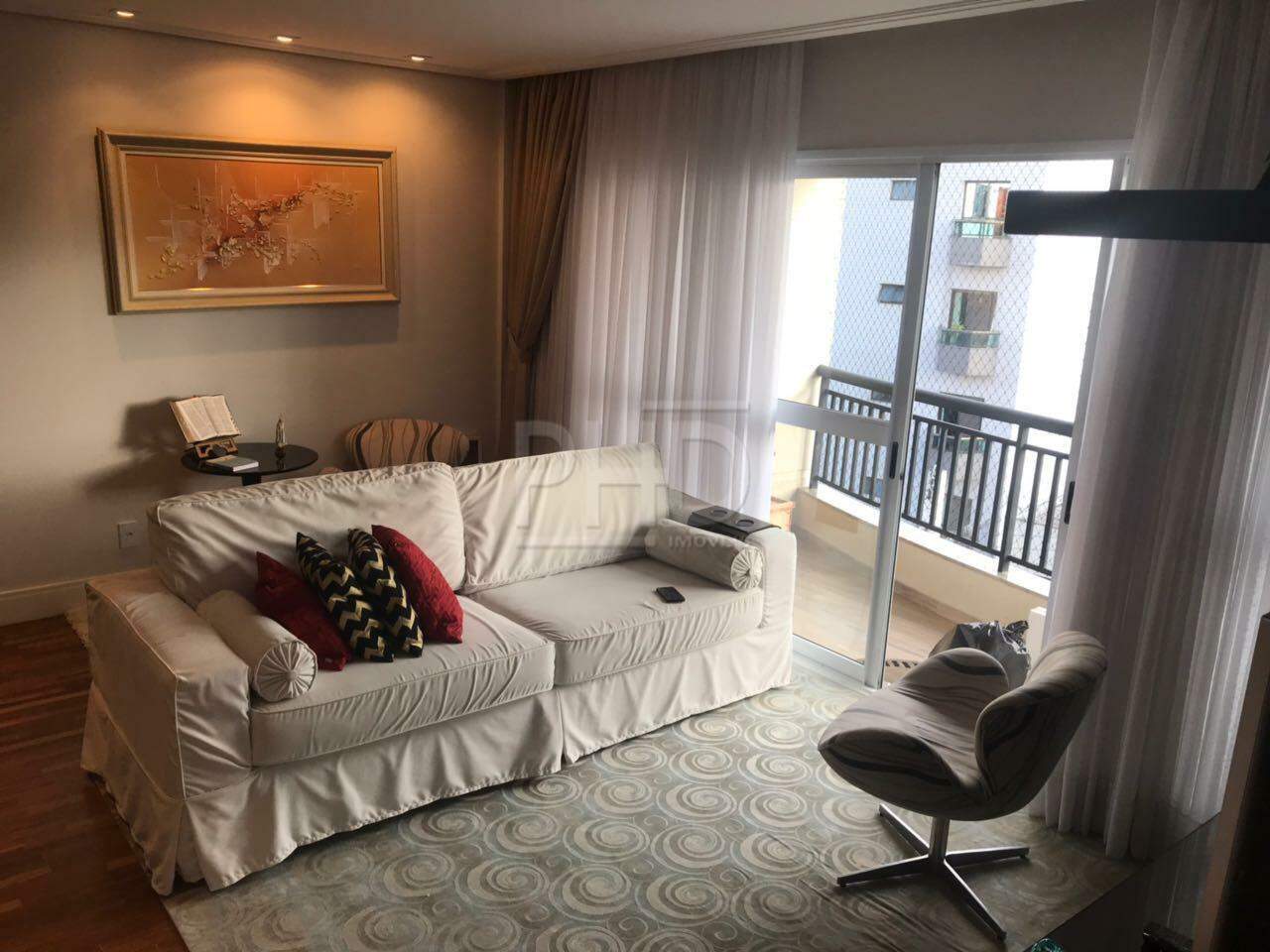 Apartamento à venda com 3 quartos, 107m² - Foto 2