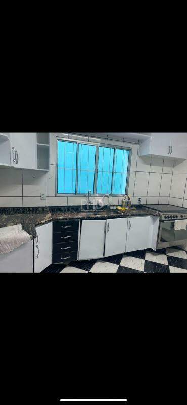 Sobrado à venda com 2 quartos, 140m² - Foto 4