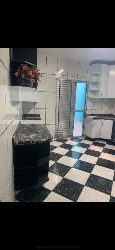 Sobrado à venda com 2 quartos, 140m² - Foto 6