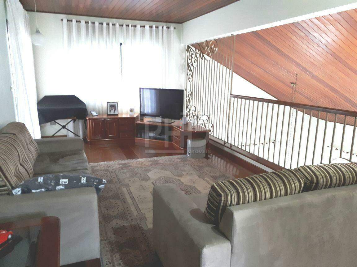 Casa à venda com 2 quartos, 400m² - Foto 2