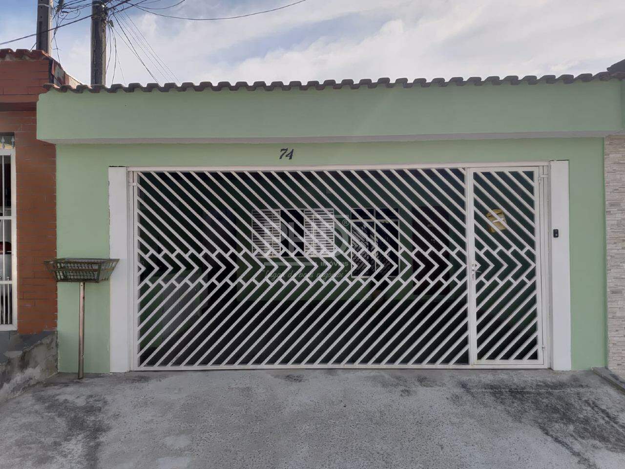 Casa, 4 quartos, 236 m² - Foto 1