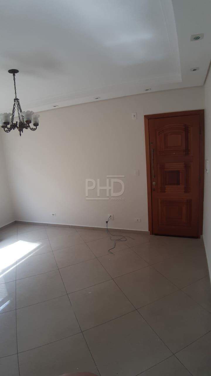 Apartamento à venda com 2 quartos, 67m² - Foto 3