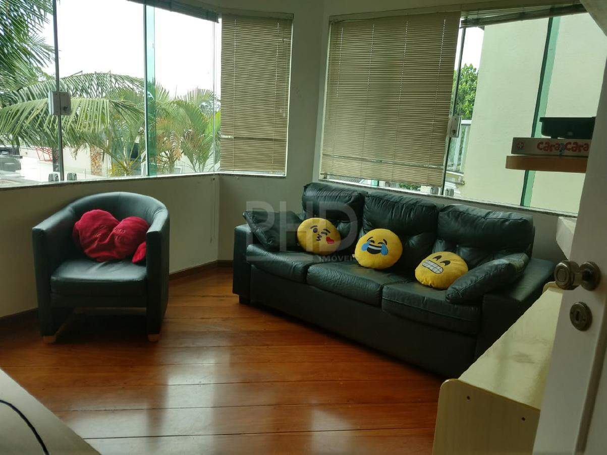 Sobrado à venda com 6 quartos, 421m² - Foto 32