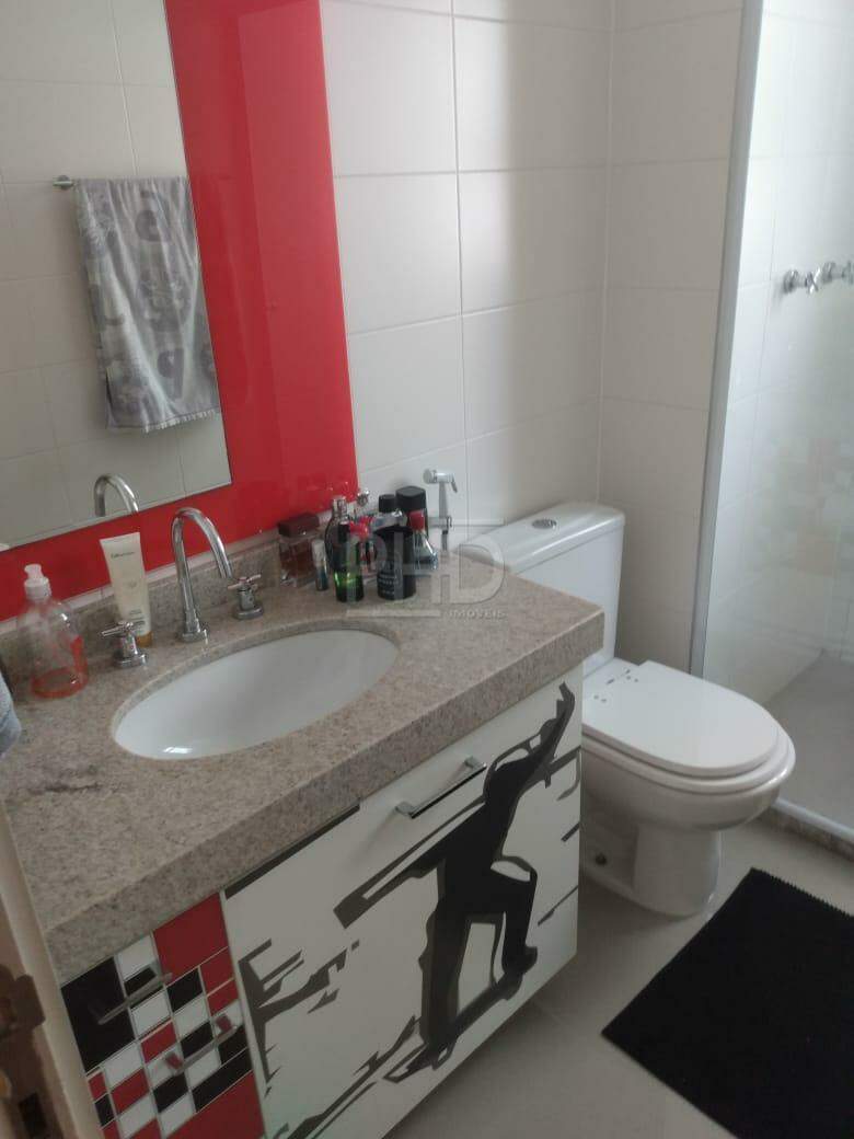 Apartamento à venda com 3 quartos, 244m² - Foto 11