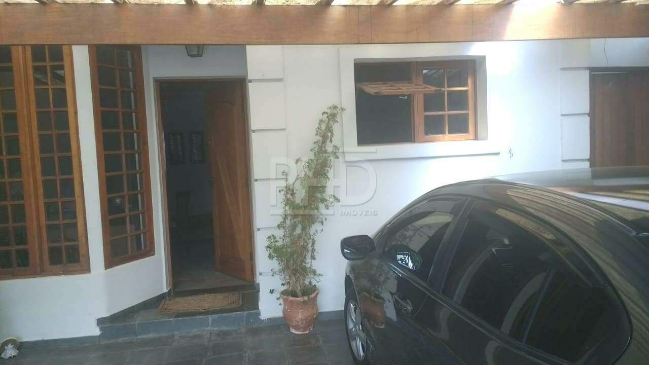 Casa à venda com 4 quartos, 176m² - Foto 28