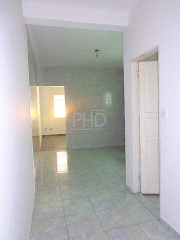 Casa para alugar com 2 quartos, 150m² - Foto 7