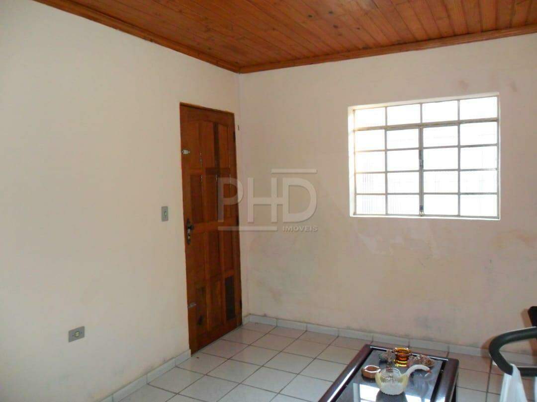 Casa à venda com 2 quartos, 80m² - Foto 2