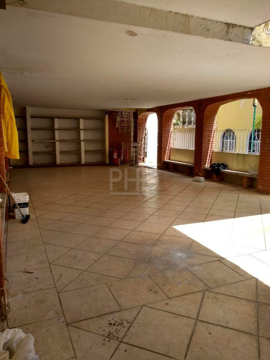 Sobrado para alugar com 4 quartos, 400m² - Foto 38