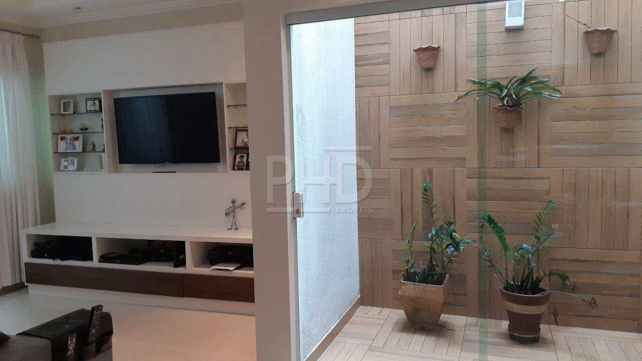 Sobrado à venda com 3 quartos, 221m² - Foto 5