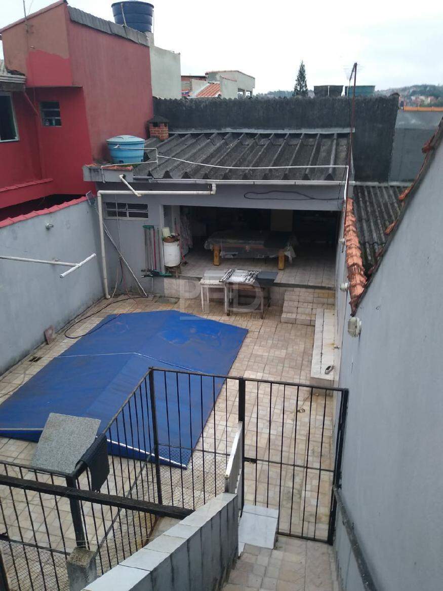 Sobrado à venda com 3 quartos, 250m² - Foto 2