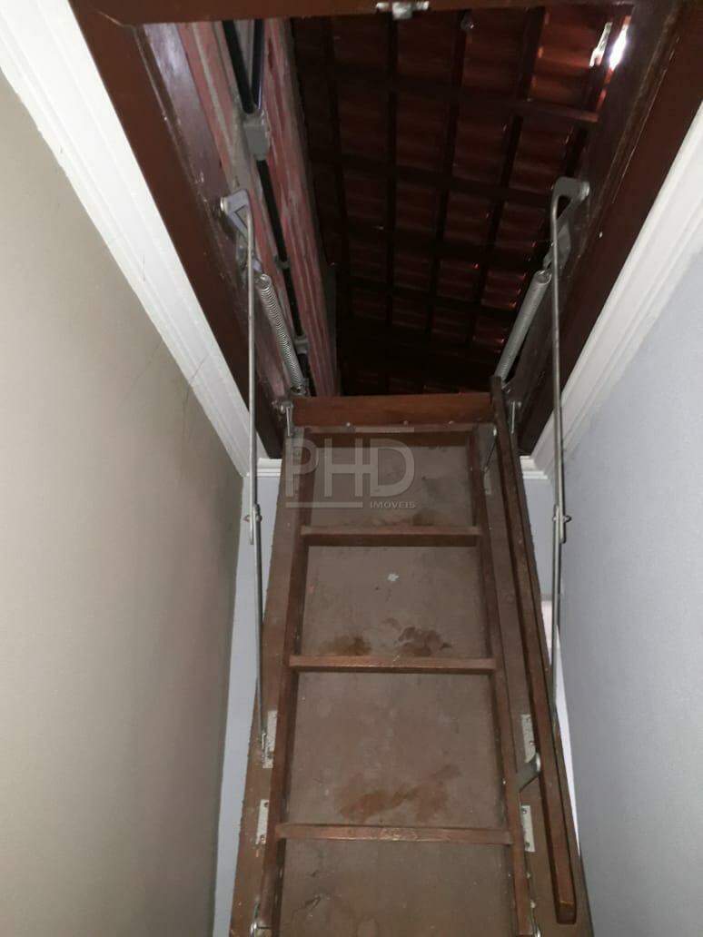 Sobrado à venda com 3 quartos, 220m² - Foto 24