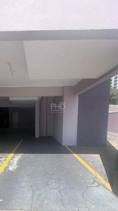 Apartamento para alugar com 3 quartos, 75m² - Foto 32