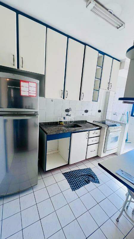 Apartamento para alugar com 3 quartos, 75m² - Foto 7