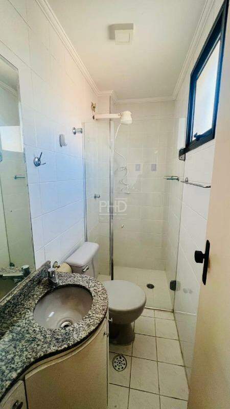 Apartamento para alugar com 3 quartos, 75m² - Foto 20